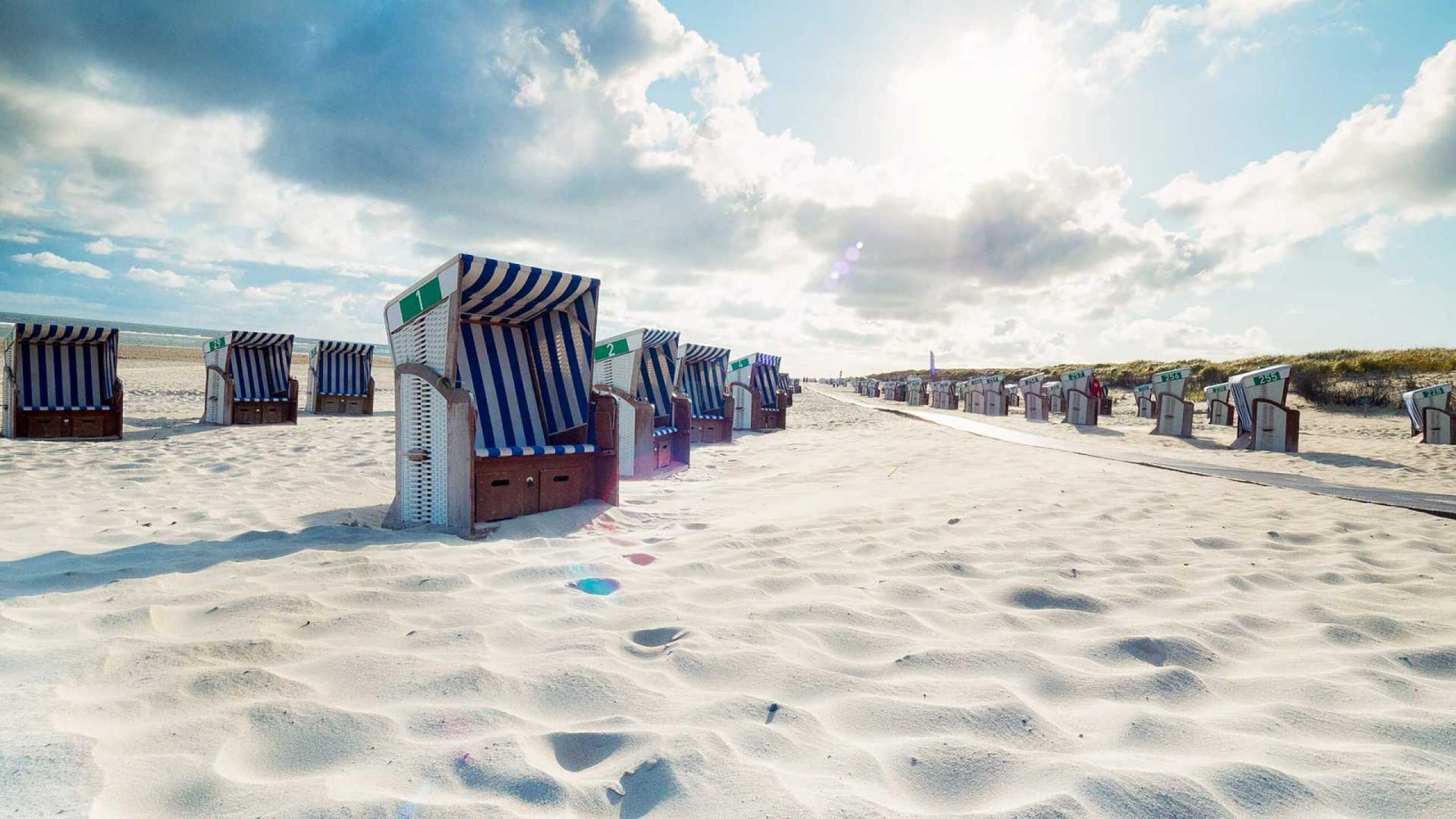 Strandkörbe an der Nordsee